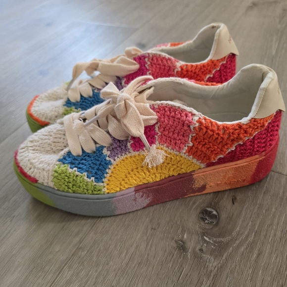 FARM Rio Shoes - FARM RIO Sneakers || Size 38